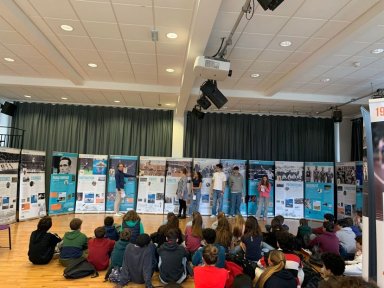 exposition présentée dans le lycée Français