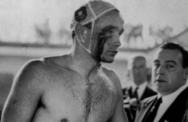 « Les JO racontent l’histoire » Melbourne, 1956 : URSS-Hongrie, la piscine du water-polo était rouge 