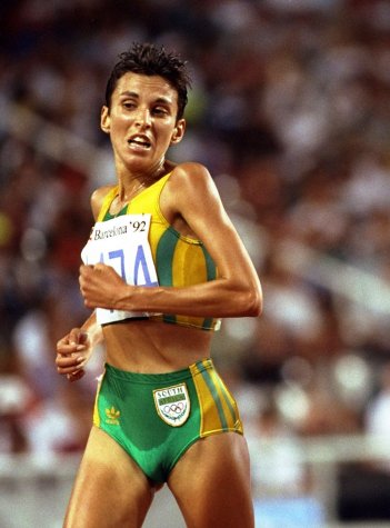 Photos Elena Meyer [Afrique du Sud] lors du 10.000 mètres femmes, photographie de Mike Powell, 1992.
