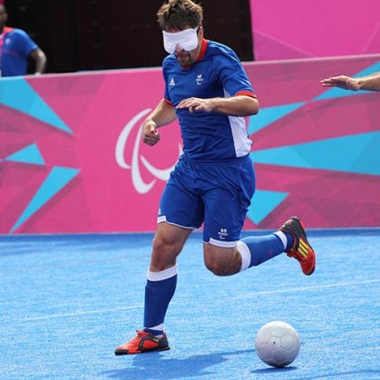 Demi-finale de cécifoot. France-Espagne. Jeux de Londres, photographie de Céline Diais, 2012.