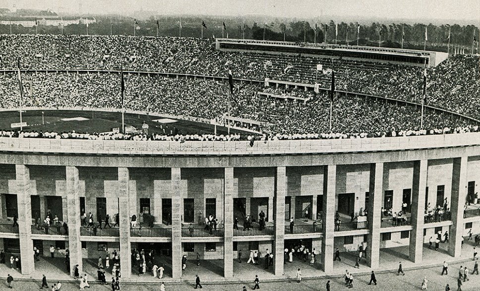 Photos Stade olympique des Jeux Olympiques de Berlin, photographie, 1936.
